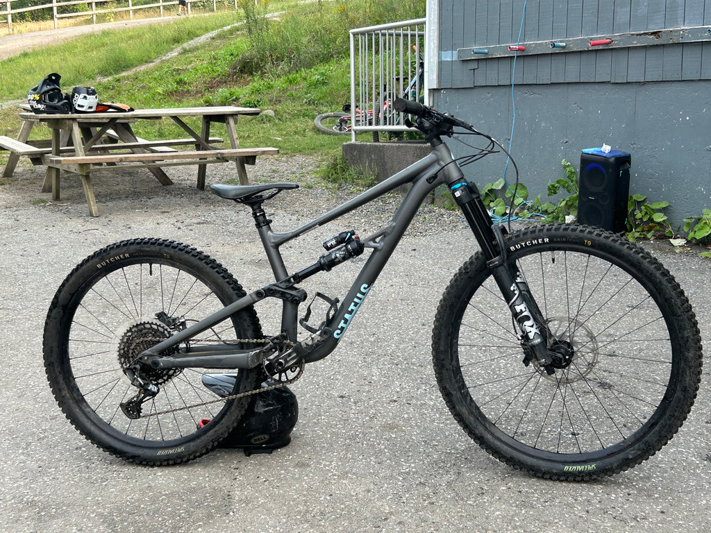 2022 Specialized Status S3 MEDIUM